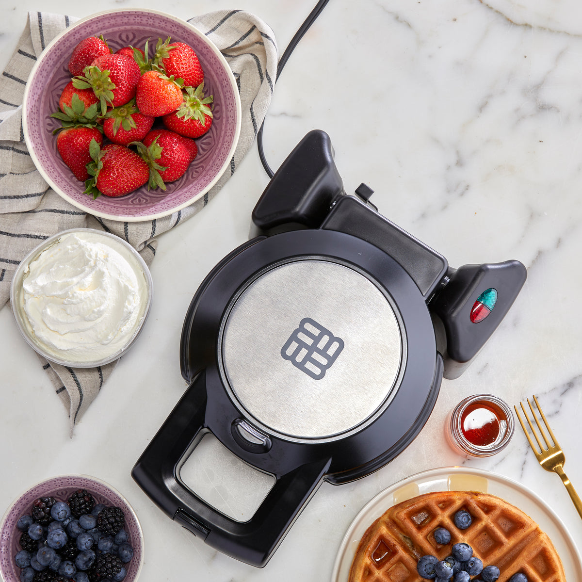 West Bend Flip Belgian Waffle Maker, in Black (WAWBFLBK13)