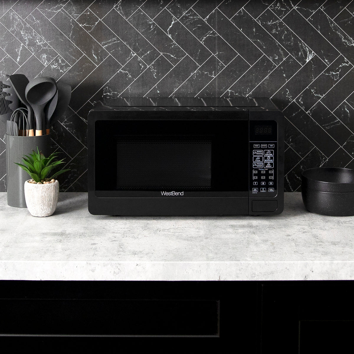 West Bend 0.7 Cu. Ft. 700 Watt Compact Kitchen Countertop Microwave Oven,  Black, 1 Piece - Fred Meyer