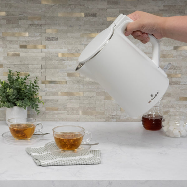 West Bend Timeless Electric Kettle, 1.5 Liter Capacity - West Bend