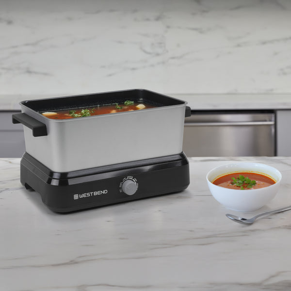 West Bend Versatility Cooker, 5 Qt. Capacity