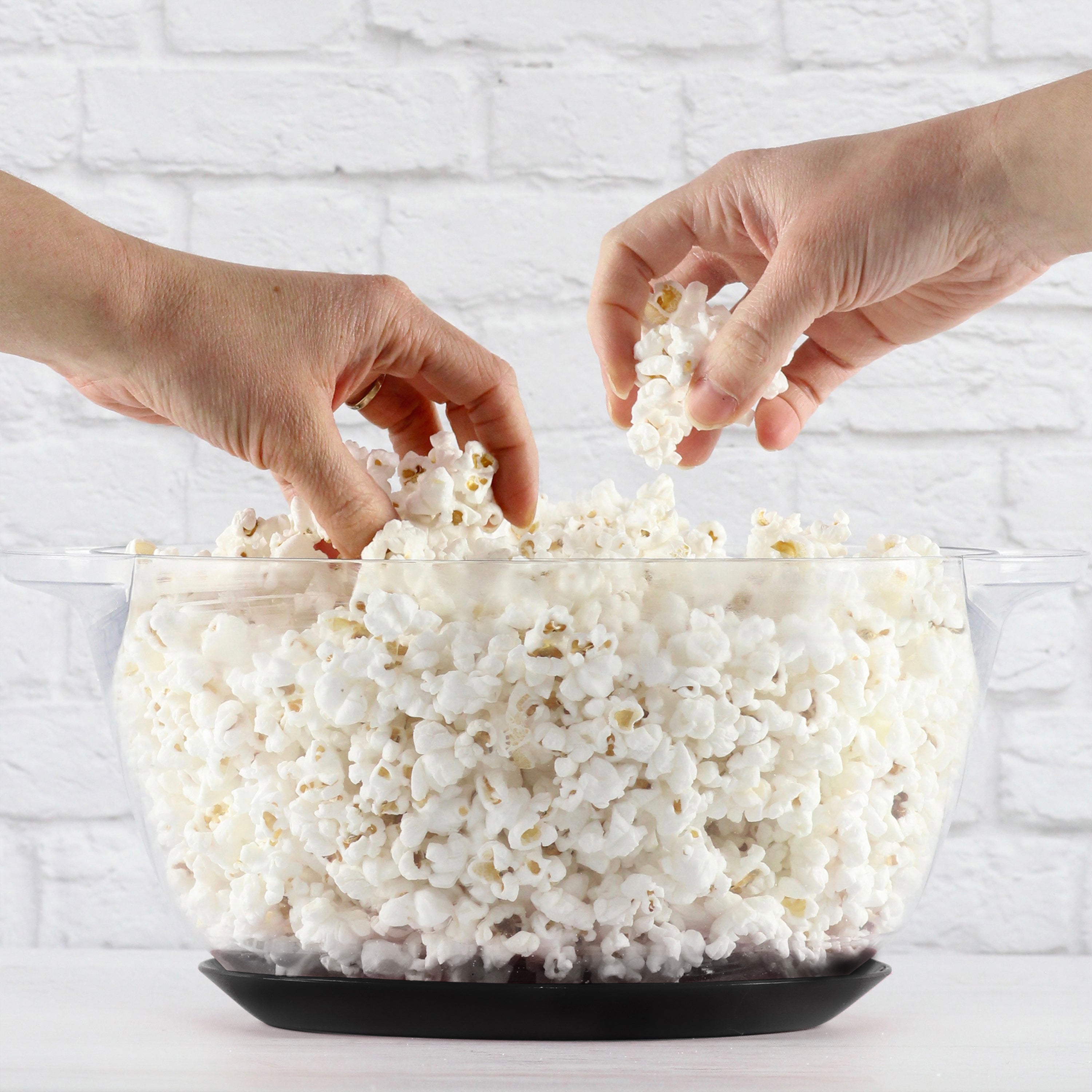 West Bend Stir Crazy Stirring Oil Popcorn Machine with Serving Bowl and Non-Stick Surface, 6 Qt. Capacity, in Black (82707B)
