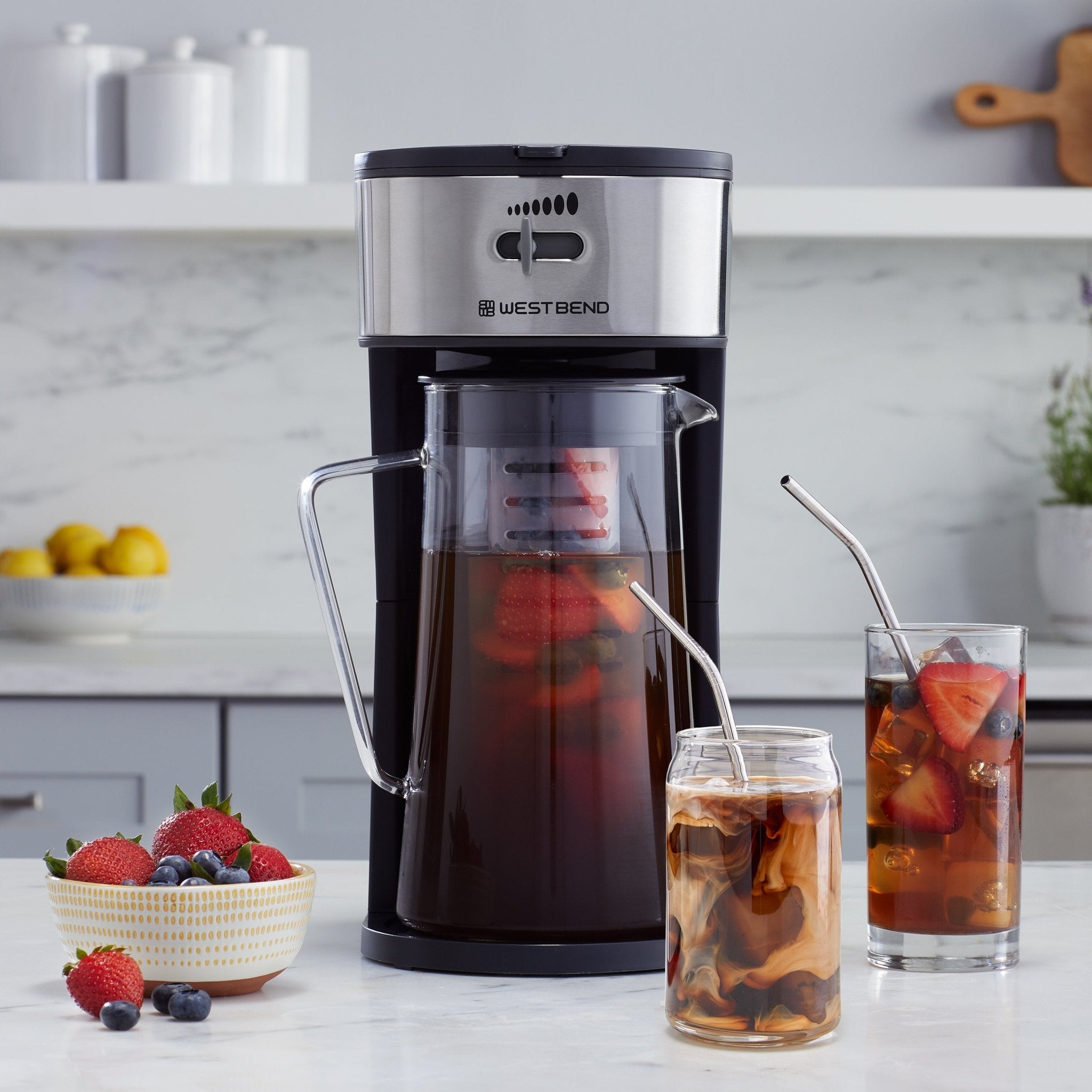 West Bend Ice Tea Maker with Infusion Tube, 2.75 Qt. Capacity, in Black