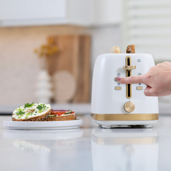 West Bend Timeless 2 - Slice Toaster - West Bend