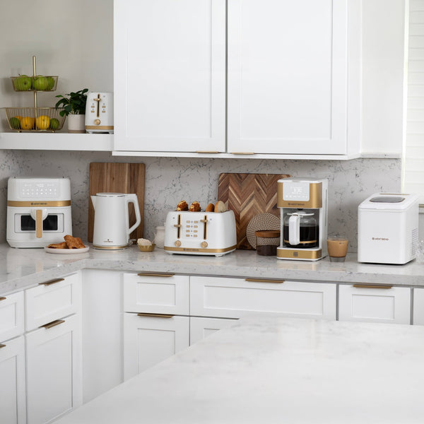 West Bend Timeless Countertop Bullet Ice Maker - West Bend