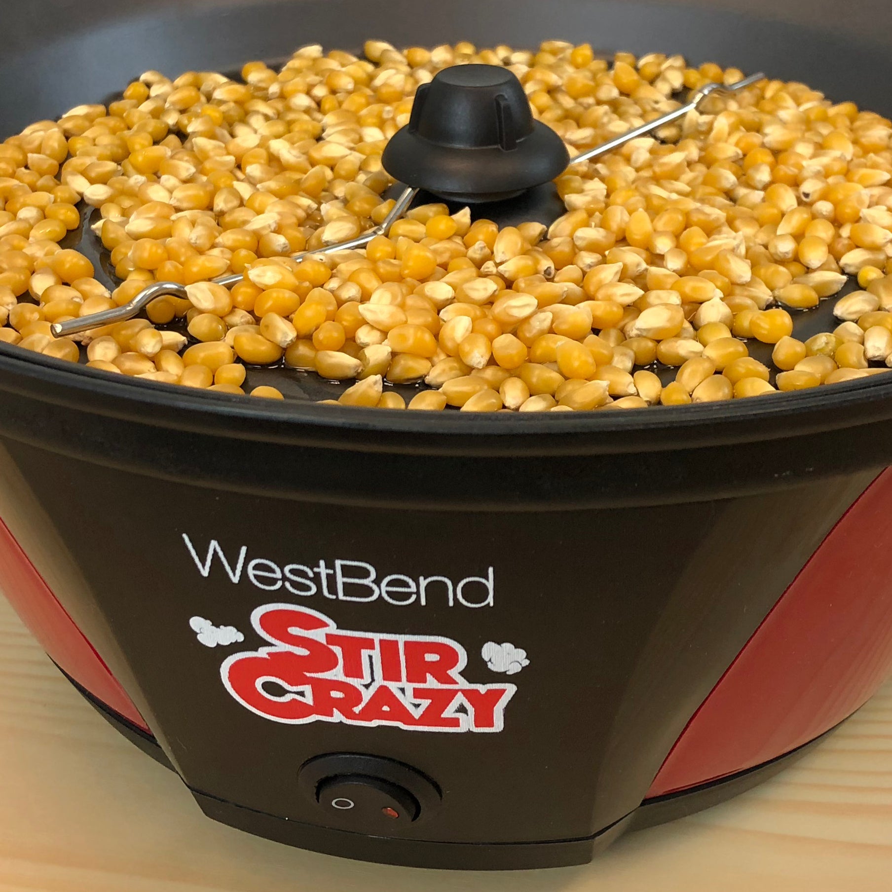 West Bend 82707B Stir Crazy Electric Hot Oil Popcorn Popper Machine with Rod Lid