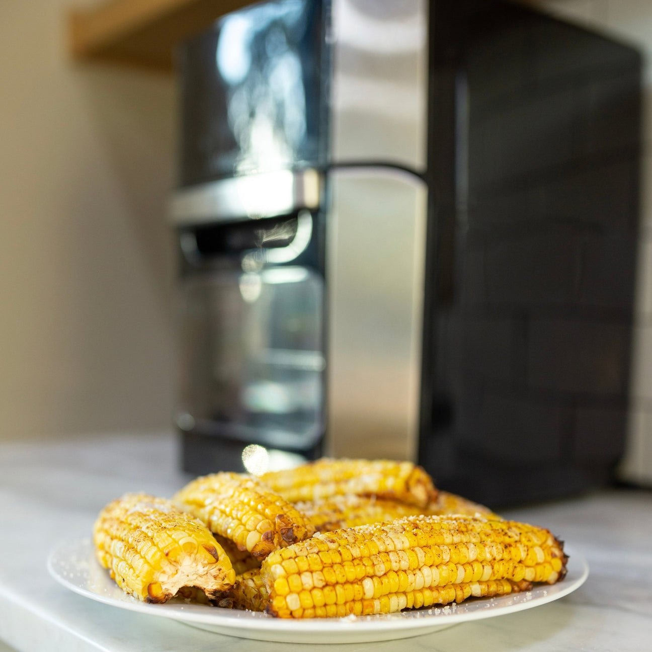 West Bend XL Digital Air Fryer Oven with 10 Presets and 6 Functions, 12