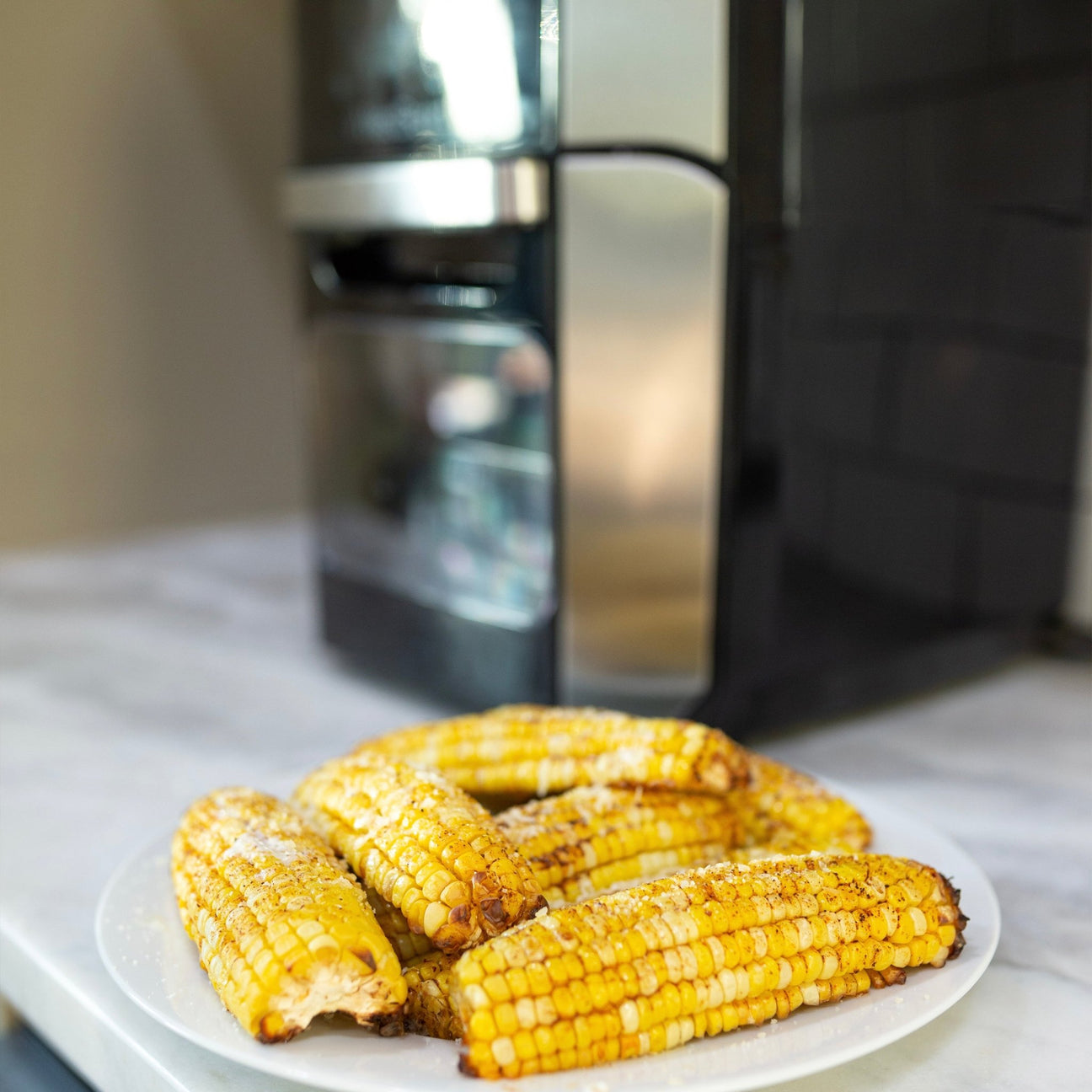 West Bend XL Digital Air Fryer Oven with 10 Presets and 6 Functions, 12